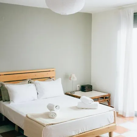 La Casa Rossa Áyios Nikítas