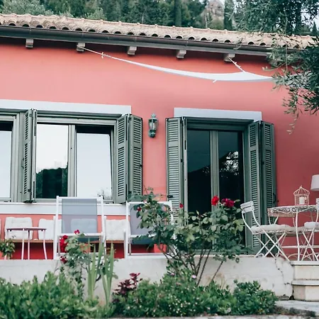 Villa La Casa Rossa Agios Nikitas
