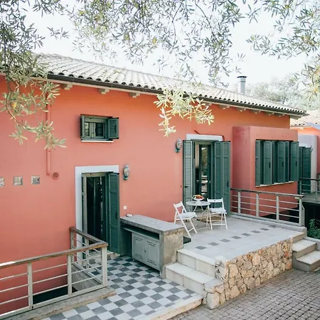 La Casa Rossa * Agios Nikitas