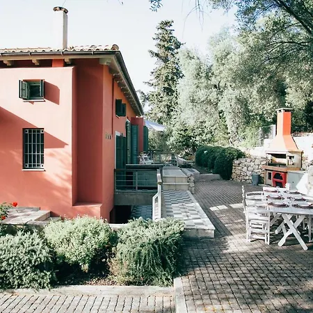 Villa La Casa Rossa *
