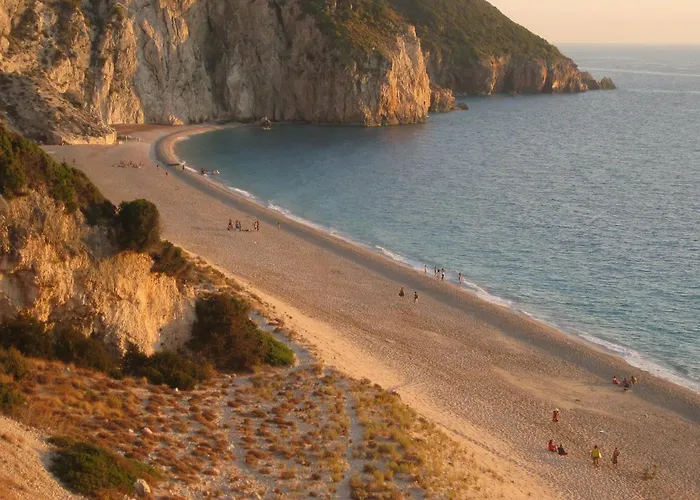 La Casa Rossa Áyios Nikítas