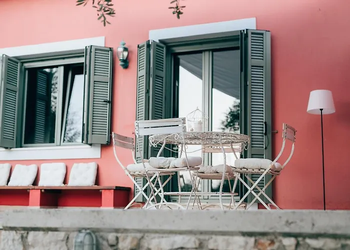 La Casa Rossa Vilă *