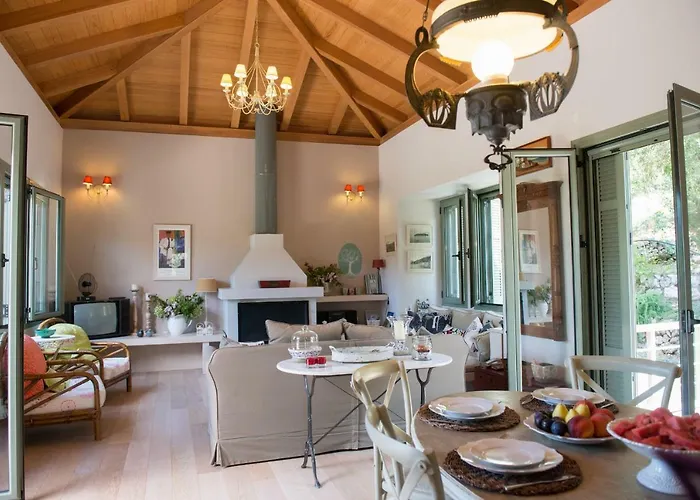 Vilă La Casa Rossa Áyios Nikítas